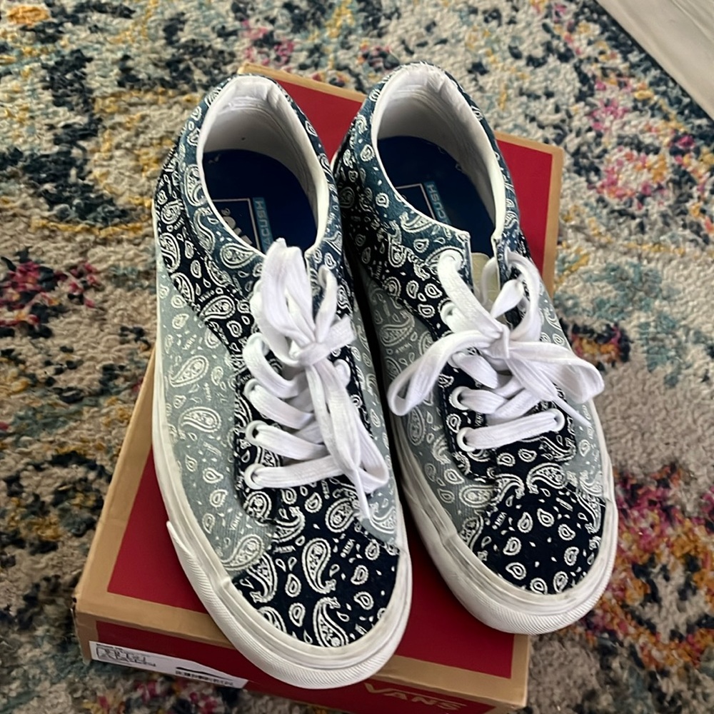 Vans bandana print
